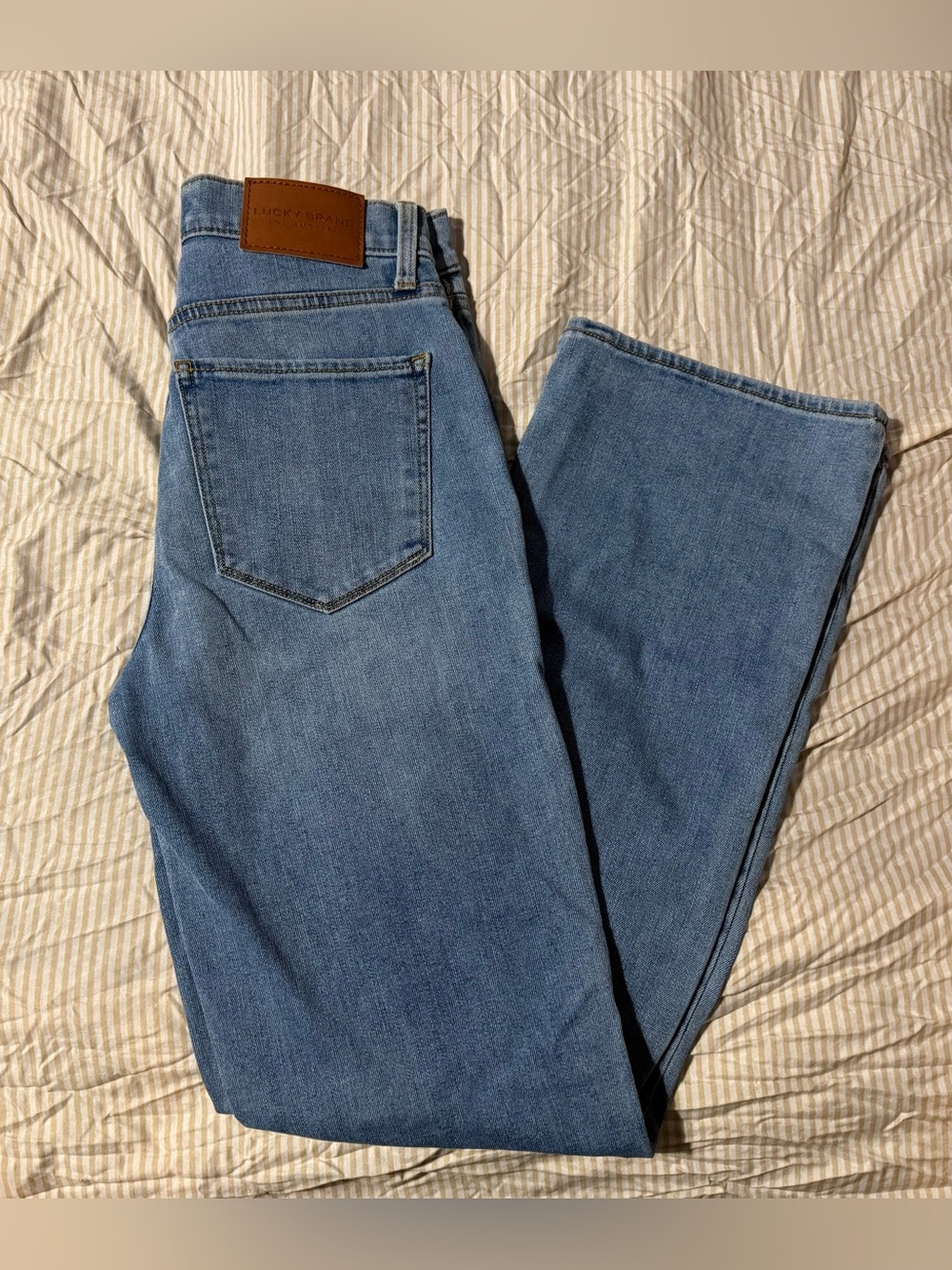 ✨Lucky Brand High-Rise Boot Bianca Jeans✨